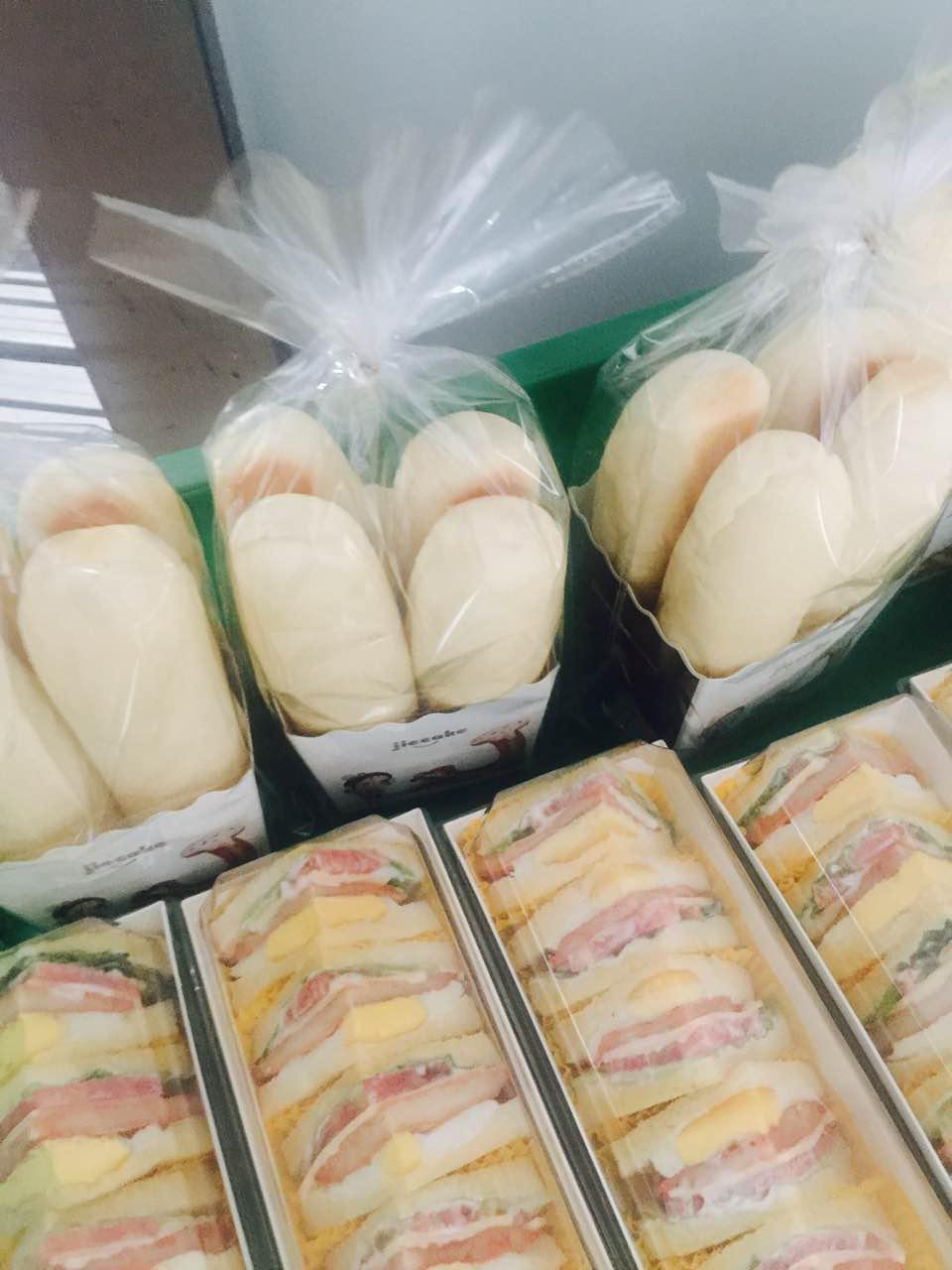 吉可金太陽白面包：眾里尋他千百度，驀然回首，白面包就在這里